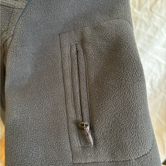 Pendleton | Size Small | Gray Fleece Jacket‎ | Full Zip | Hooded | Lightweight - Picture 5 of 7